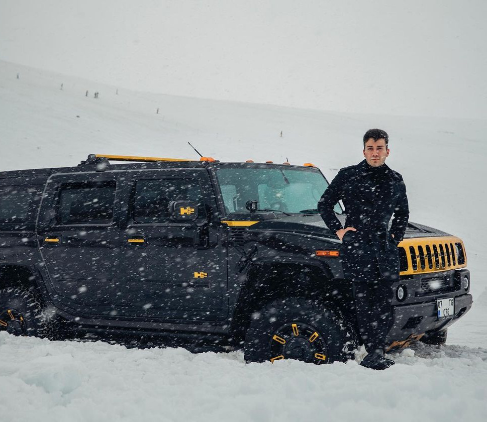 Enes Batur: "Başak Beni Tehdit Etti!"