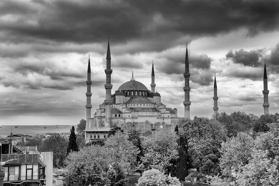 İstanbul'un En Güzel Camileri ve Tarihi Yapıları 2026