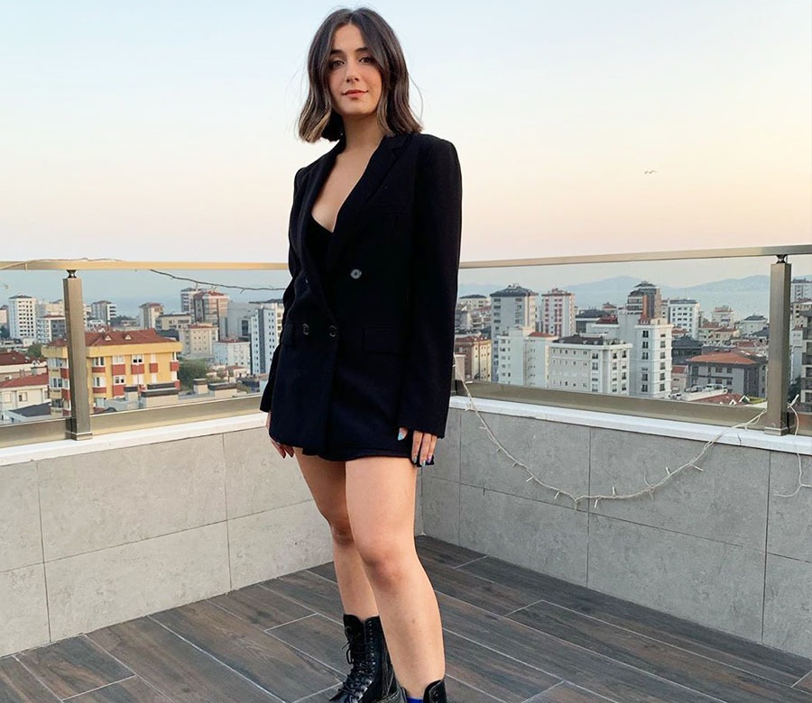 Sude Alkış ile İlayda Oymak Arasındaki Gerginlik Bitmiyor