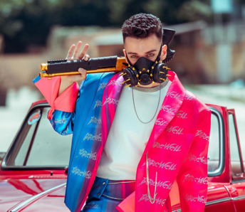 Enes Batur Alkolik Olmakla Suçlandı!